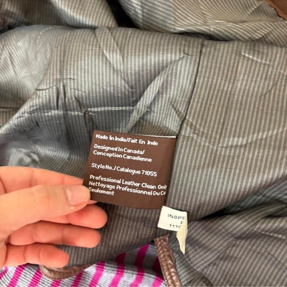 Danier Women's Tan Leather Jacket - Picture 5 of 8